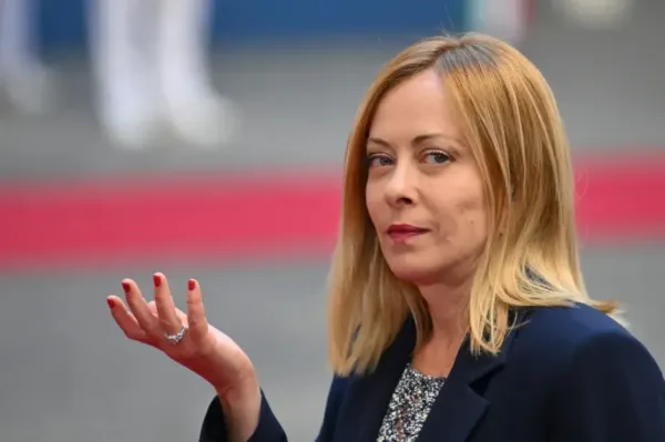 ماذا يعني قرار إيطاليا تعليق تعاونها العسكري مع إسرائيل؟