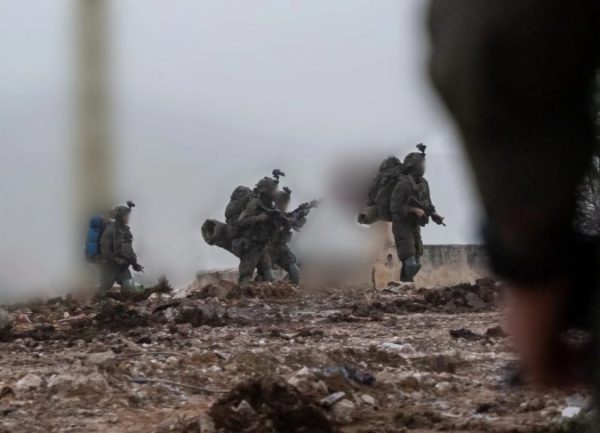 هآرتس: الجيش الاسرائيلي يوعز لقواته الاستعداد لوقف القتال في لبنان