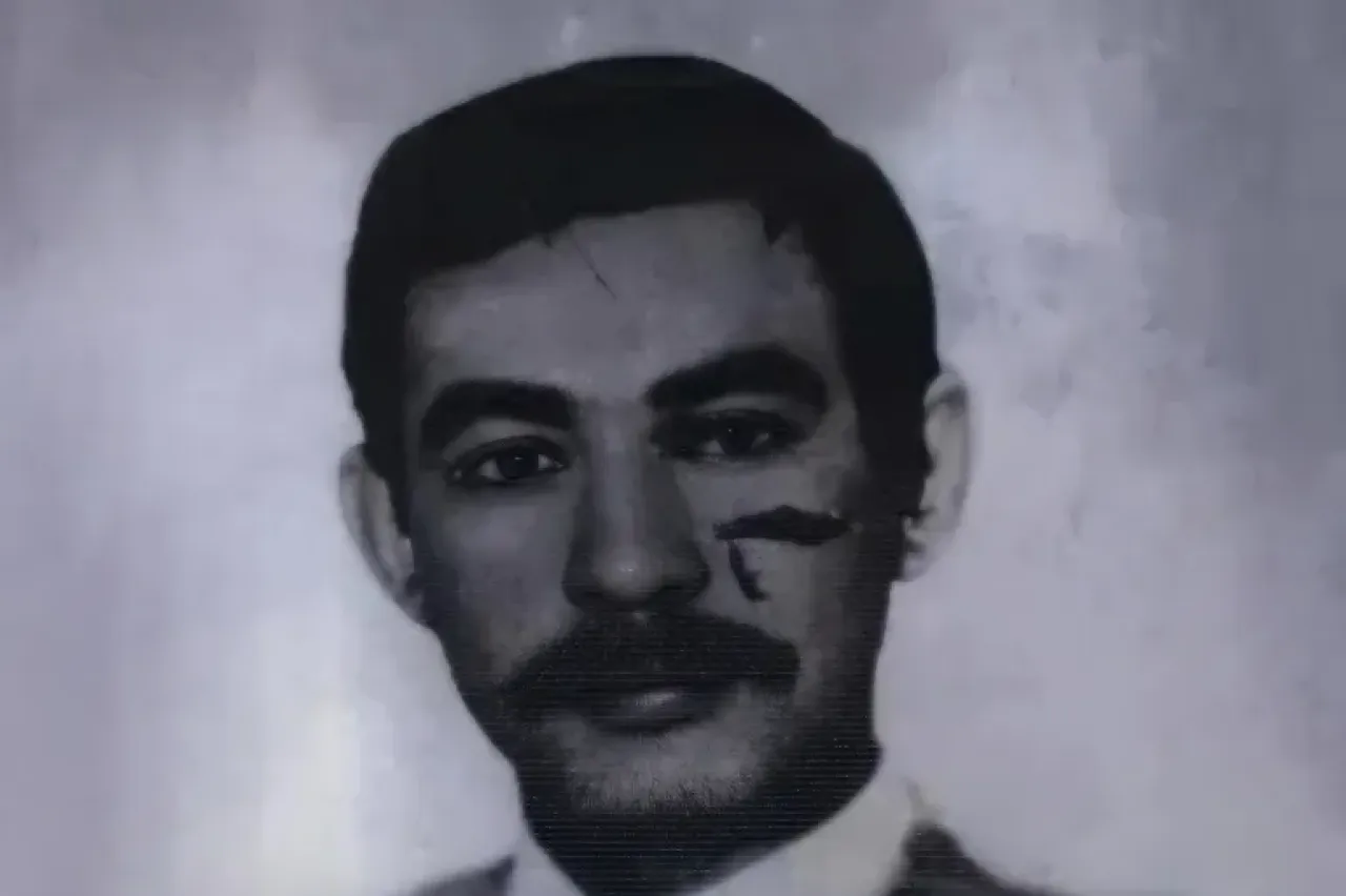 السلطة الفلسطينية تسلم هشام حرب إلى فرنسا.. ماذا نعرف عنه؟