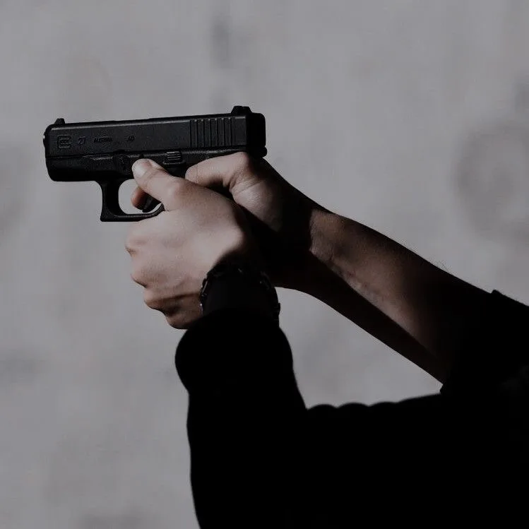 مقتل شاب وخطيبته في جريمة إطلاق نار داخل أراضي الـ48