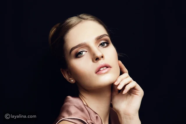 أساسيات مكياج العيون الناعم لمنحك إطلالة رائعة