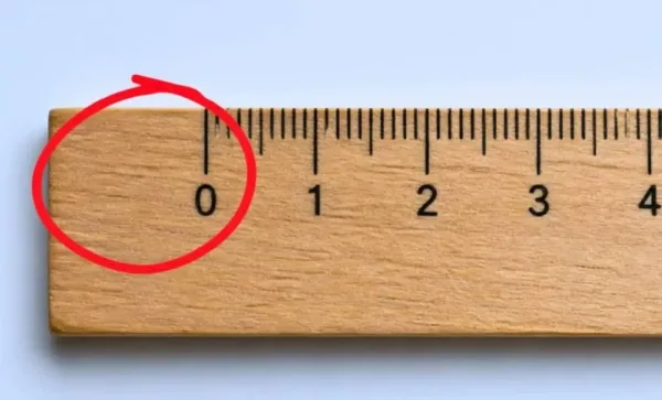 المسافة قبل الصفر على المسطرة: السبب والفائدة الحقيقية