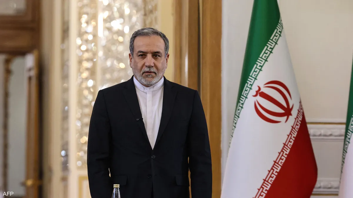 عراقجي إلى موسكو.. وترامب: بإمكان إيران الاتصال للتفاوض