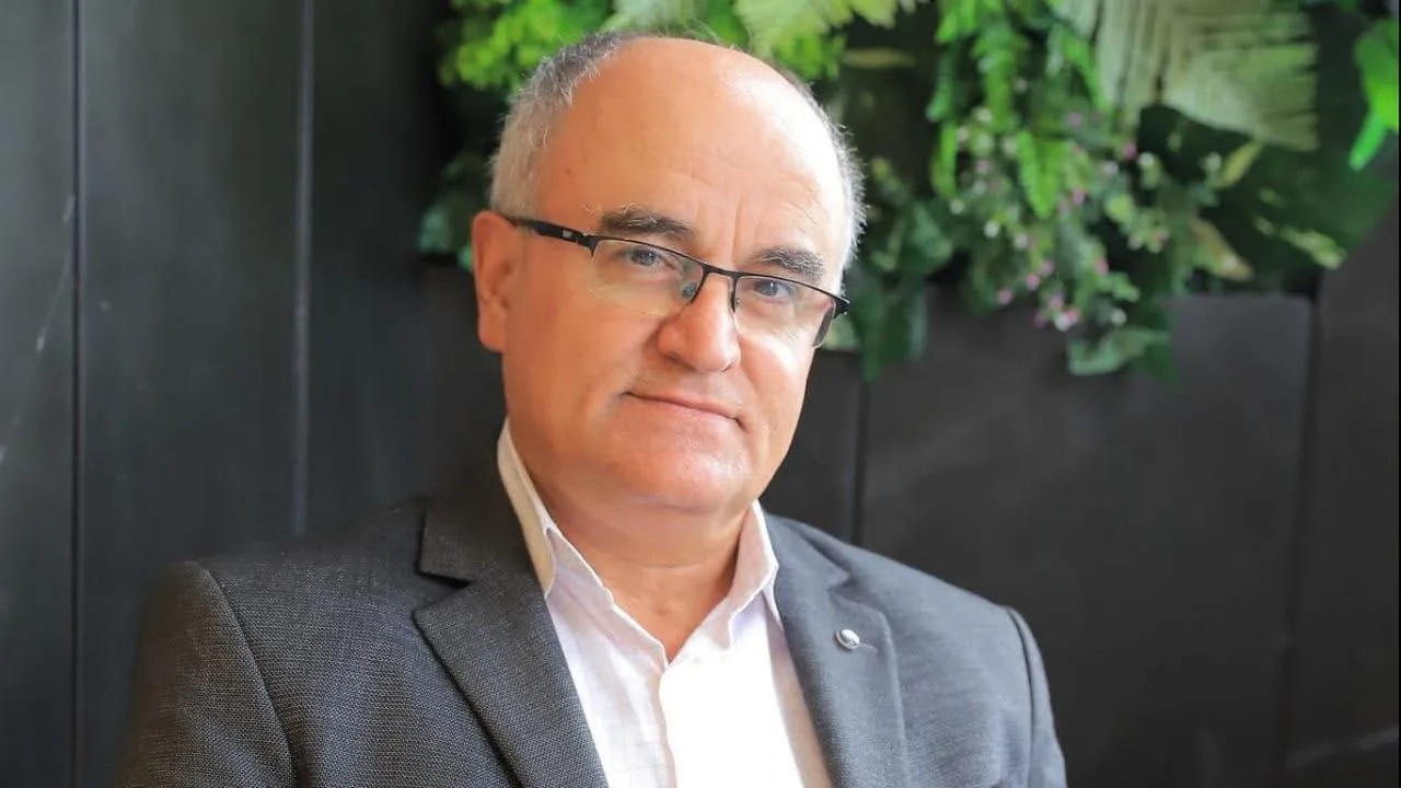 هل تشدد البنوك في إصدار الشيكات يعمق أزمة القطاعات الاقتصادية في نابلس؟