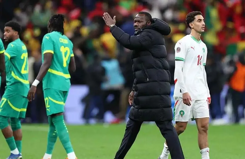 بسبب انسحاب السنغال أمام المغرب.. "الفيفا" يتخذ قرارا صارما قبل انطلاق كأس العالم
