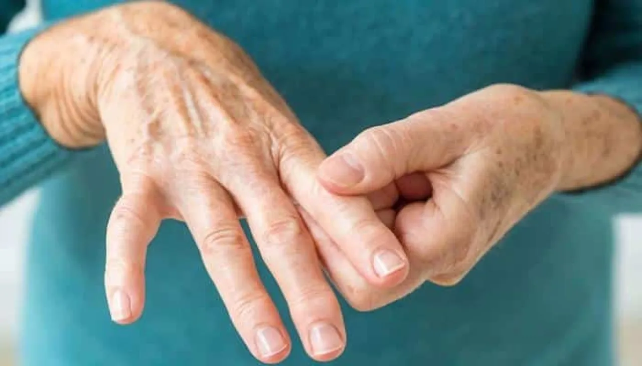 بعد سن الـ50.. غذاء سحري سيحميك من هشاشة العظام وخطر الكسور