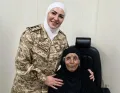 الملكة تعلق على زراعة قرنية صناعية لمعَمّرة تبلغ من العمر 104 أعوام