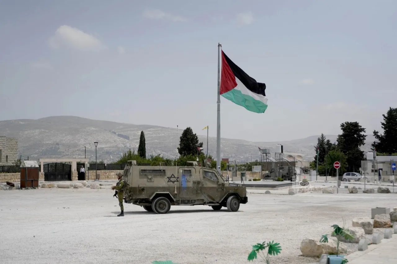 الكنيست يسرع تمرير قانون لإدارة آثار الضفة الغربية في خطوة تعتبر ضما فعليا