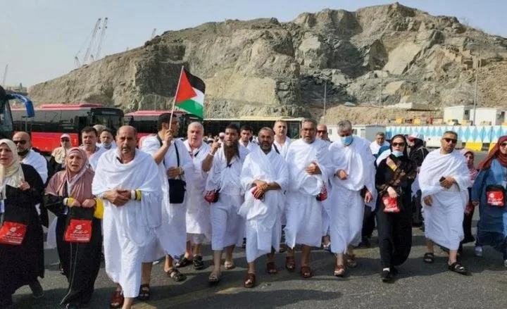 وزارة الأوقاف وشركات الحج والعمرة تناقش خطة التصعيد وتفويج حجاج فلسطين