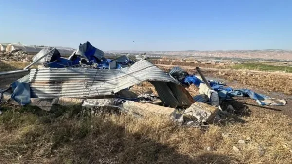 الاحتلال يهدم بركة مياه في الأغوار الشمالية