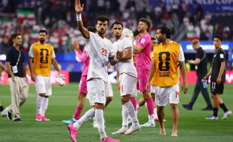 في منتصف الليل.. قرار غامض يجبر منتخب إيران على مغادرة أمريكا