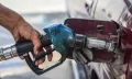 نقابة محطات الوقود تهدد بوقف تزويد الأجهزة الأمنية والمؤسسات الحكومية بالمحروقات