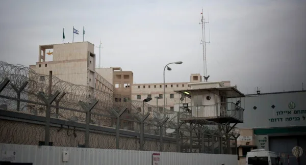 هيئة الأسرى: أوضاع كارثية للأسيرات في سجن الدامون وسط اكتظاظ وإهمال طبي