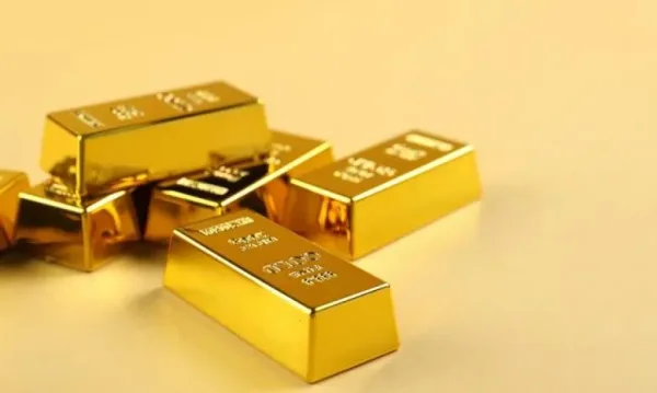 الذهب يتجه نحو خسارة للأسبوع الرابع وسط توقعات التشديد النقدي