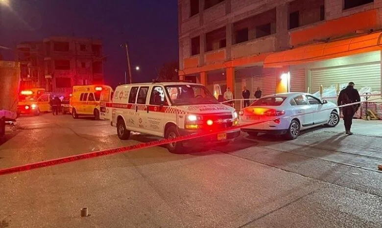 قتيلان خلال ساعات: مقتل شاب وإصابة طفله في انفجار مركبة في مدينة يافا