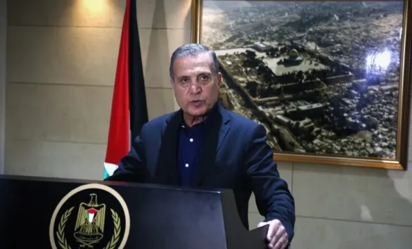 أبو ردينة: حل مشاكل المنطقة بأسرها مرتبط بحل قضية فلسطين الأمر الذي ينهي الحروب ويمنع الفوضى