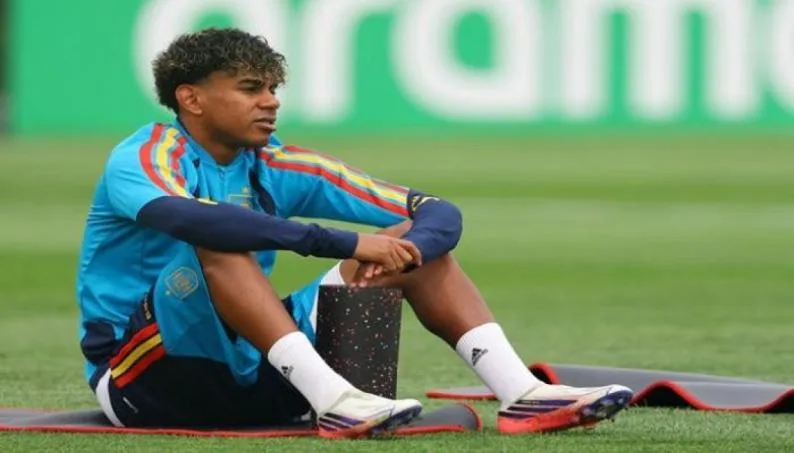 هل يلحق لامين جمال وبيدرو بورو بنهائي كأس العالم؟