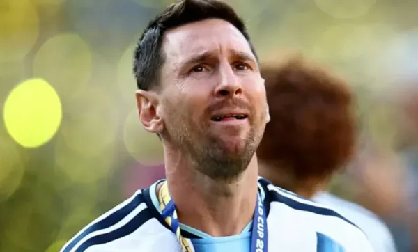 ميسي يعلن اعتزاله اللعب الدولي مع المنتخب الأرجنتيني