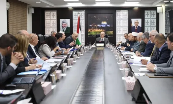 مجلس الوزراء الفلسطيني يتخذ عدة قرارات خلال جلسته الأسبوعية
