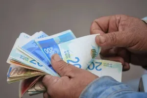 41 ألف عامل في القطاع الخاص يتقاضون أجوراً أقل من 1880 شيكل
