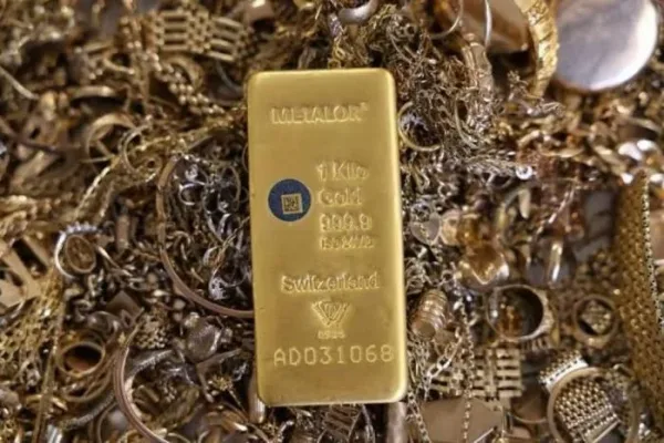 الذهب يرتفع مع انحسار توقعات رفع سعر الفائدة في أكتوبر