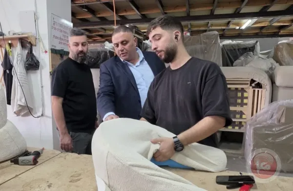 المفروشات الفلسطينية.. صناعة محلية تواجه كلفة المواد الخام ومنافسة المستورد