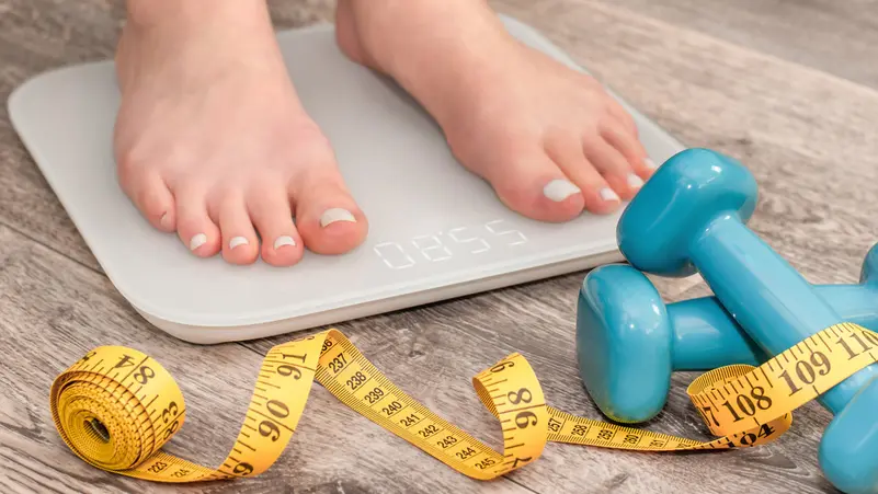 هل أنت مهووس بالرشاقة؟.. 18 علامة تحوّل حميتك إلى فخ خطير