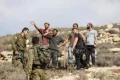 مستوطنون يعتدون بالضرب على مواطن غرب مدينة أريحا