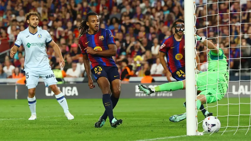بأقل مجهود.. برشلونة يواصل انتصاراته بثلاثية خيتافي