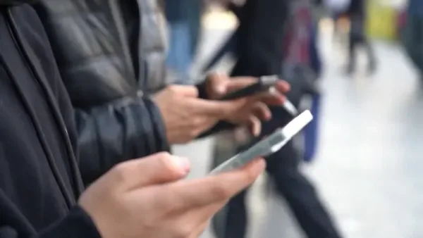 كيف توفر استهلاك باقة الإنترنت على آيفون؟