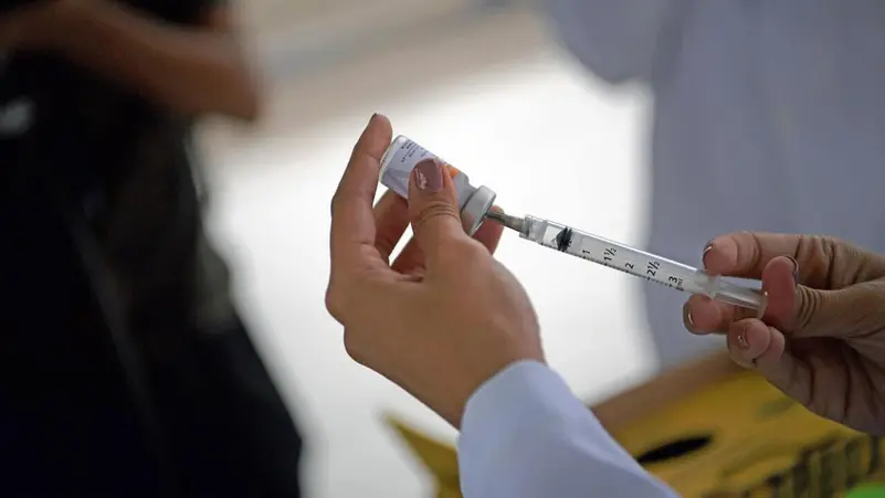 لقاح الإنفلونزا.. لماذا تحتاج إلى جرعة جديدة كل عام؟