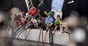 ممنوع بث الأخبار غير السارة .. قيود جديدة على تلفزيونات باكستان