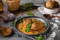 كرات الكفتة بصوص الكاري