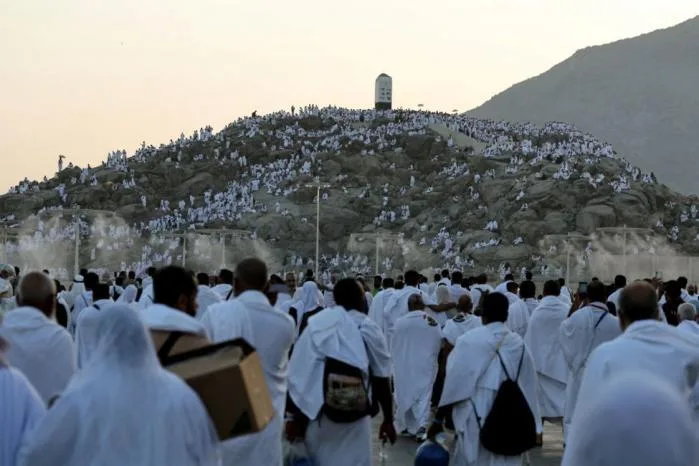 الأوقاف تجري قرعة الحج للمحافظات الشمالية وتؤكد العمل لتمكين حجاج غزة من أداء الفريضة