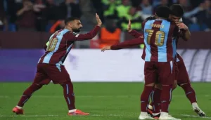 أهداف مباراة طرابزون سبور ضد هارتز.. محمد صلاح يسجل ويصنع