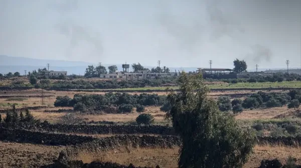 الاحتلال الإسرائيلي يقصف أطراف قرية صيدا الجولان بريف القنيطرة في سورية