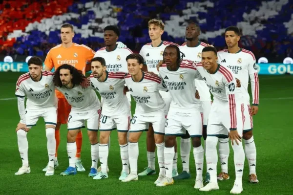 3 رحلات في 6 أيام.. هل يدفع ريال مدريد ثمن قرار بيريز؟